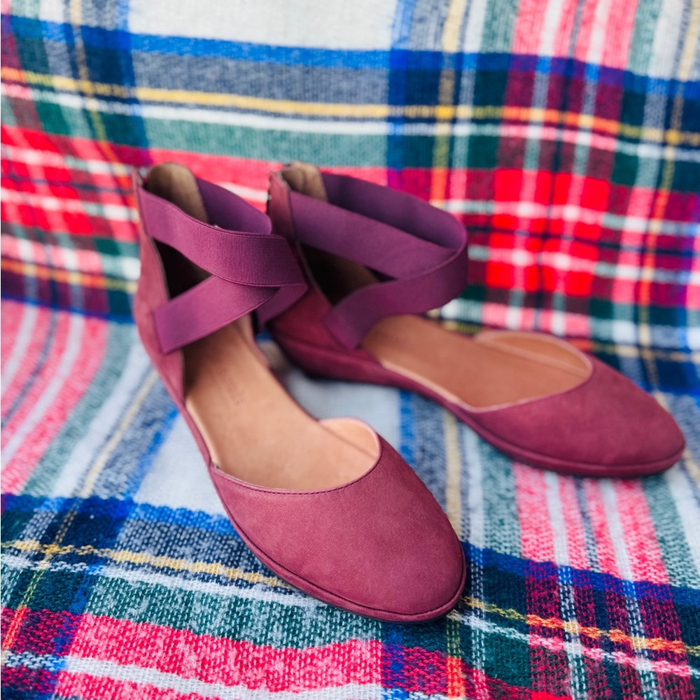 Kenneth Cole Short Wedges